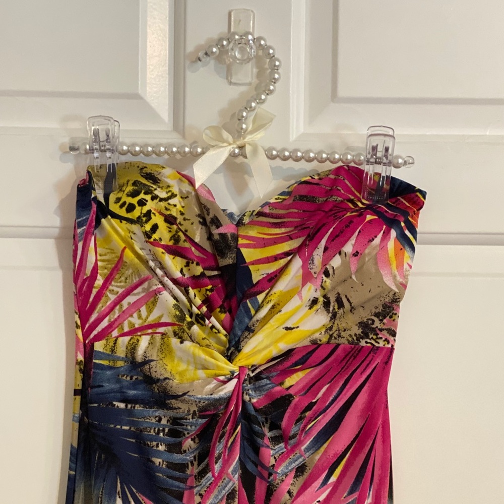 Boutique find 💜 Strapless paradise print